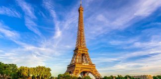 Paris, destination favorite des Français pour Noël cette année Paris destination favorite des Francais pour Noel cette annee