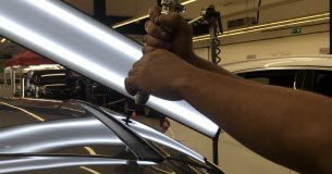 Bosses, coups, grêle : comment débosseler sa voiture sans se ruiner ? Bosses coups grele comment debosseler sa voiture sans se ruiner