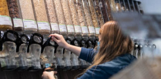 Quand le doute surgit dans un magasin de vente en vrac Quand-le-doute-surgit-dans-un-magasin-de-vente-en-vrac