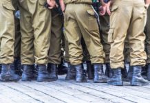 Avec cette tenue, les soldats israéliens seront presque invisibles Avec-cette-tenue-les-soldats-israeliens-seront-presque-invisibles