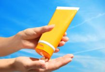 Crème solaire : voici combien de temps vous pouvez réellement la garder Creme-solaire-voici-combien-de-temps-vous-pouvez-reellement-la-garder