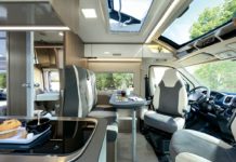 Chausson V697 : le van avec lits jumeaux, douche intégrée, WC et double plancher Chausson-V697-le-van-avec-lits-jumeaux-douche-integree-WC-et-double-plancher