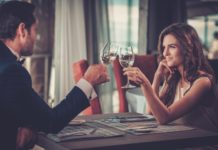 Couple : nos conseils pour rencontrer quelqu’un cet été Couple-nos-conseils-pour-rencontrer-quelquun-cet-ete