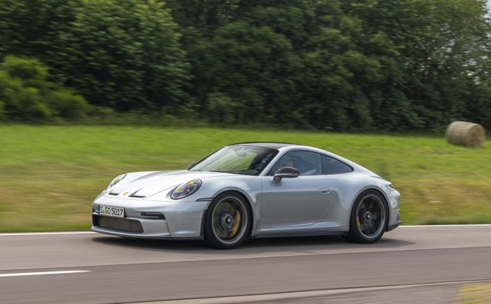 Essai-Porsche-911-GT3-Touring-et-si-cetait-elle-la-meilleure-des-911-