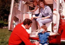 Les nouvelles mythologies : Autant en emporte le van Les-nouvelles-mythologies-37-Autant-en-emporte-le-van