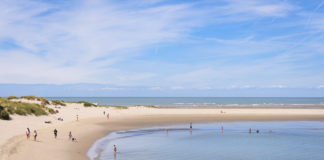 Top 20 des stations balnéaires les moins chères en France Top-20-des-stations-balneaires-les-moins-cheres-en-France