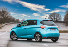 Voiture électrique : les conseils si vous prenez l’autoroute Voiture-electrique-les-conseils-si-vous-prenez-lautoroute