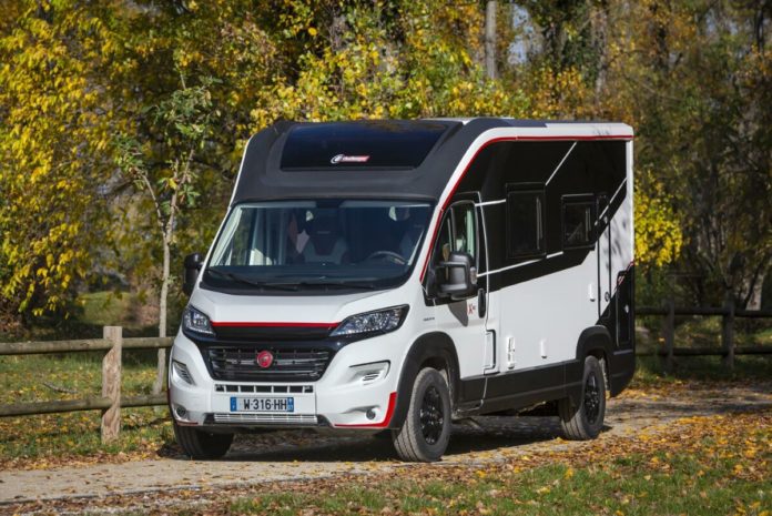 Challenger-X150-un-nouveau-camping-car-a-mi-chemin-entre-un-van-et-un-profile