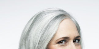Vingt coiffures pour assumer ses cheveux gris Cheveux-gris-20-coiffures-hyper-stylees-a-adopter-pour-sassumer-au-naturel-