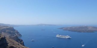 Derrière l’île paradisiaque de Santorin, le mythe de l’Atlantide ? Derriere-lile-paradisiaque-de-Santorin-le-mythe-de-lAtlantide-