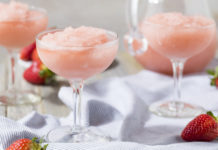 Découvrez le frozé, le cocktail star de l’été Froze-voici-le-cocktail-ultra-rafraichissant-et-gourmand-de-lete-