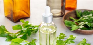 9 astuces naturelles pour atténuer et les prévenir les taches brunes Taches-brunes-sur-le-visage-9-remedes-naturels-de-grand-mere-pour-les-attenuer-et-les-prevenir