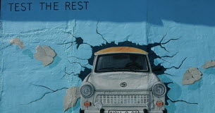 Trabant 601 : toute l'Allemagne de l'Est résumée en une voiture Trabant-601-toute-l039Allemagne-de-l039Est-resumee-en-une-voiture