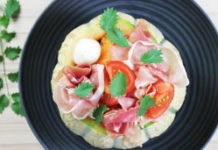 Une salade de melon… dans un melon ! Une-salade-de-melon -dans-un-melon-