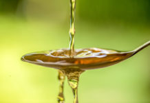 Vinaigre de cidre : 15 utilisations insoupçonnées de l’un des aliments les plus sains qui soient ! Vinaigre-de-cidre-15-utilisations-insoupconnees-de-lun-des-aliments-les-plus-sains-qui-soient-