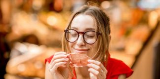 Quelle charcuterie est la moins calorique ? Voici-la-charcuterie-la-moins-calorique -afin-d039entamer-la-saison-des-raclettes-sans-culpabilite-ou-presque-