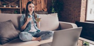 Geeks, la technique improbable pour perdre du poids Voici-la-technique-insoupconnee-pour-perdre-du-poids-qui-va-plaire-aux-geeks -Et-c039est-prouve-par-la-science-