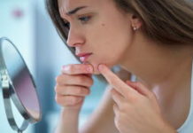 Peau : l’acnée l’empêche de vieillir Pourquoi-l039acne-empeche-votre-peau-de-vieillir