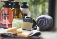 Gel douche ou savon, choisissez votre camp Vous-etes-plutot-gel-douche-ou-savon-