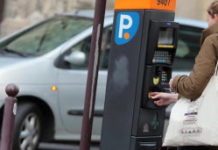 Cauchemar des automobilistes, le parcmètre fête ses 50 ans Histoire-des-inventions -Parcmetre-le-cauchemar-des-automobilistes-a-50-ans