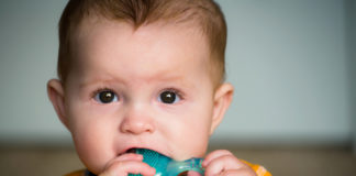 Les conseils pour affronter la poussée dentaire chez bébé La-poussee-dentaire-chez-bebe-une-etape-de-plus-a-franchir