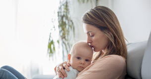 Méningite: les taches sur la peau doivent vous alerter Sante -Meningite-et-taches-sur-la-peau-le-signe-qui-doit-vous-alarmer