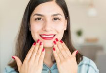 Votre personnalité révélée par la couleur de votre vernis à ongles Voici-ce-que-votre-couleur-de-vernis-a-ongles-dit-de-votre-personnalite-selon-une-experte