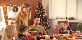 La boisson détox improbable qui va nous aider à passer les fêtes sans être ballonnés Boisson-detox-voici-la-cure-improbable-qui-va-nous-aider-a-passer-la-periode-des-fetes-sans-etre-ballonnee