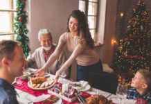 Les bonnes idées pour un repas de Noël léger pour ne pas finir ballonné Repas-leger-noel-nos-bonnes-idees-pour-ne-pas-finir-le-reveillon-barbouille