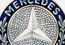 Que signifie le logo Mercedes ? Automobile -Les-Mercedes-se-reconnaissent-a-letoile-a-trois-branches-mais-que-signifie-t-elle-