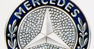 Que signifie le logo Mercedes ? Automobile -Les-Mercedes-se-reconnaissent-a-letoile-a-trois-branches-mais-que-signifie-t-elle-