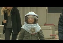 Enfants de la Lune : une vie sous haute protection Enfants-de-la-Lune-une-vie-sous-haute-protection-