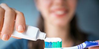 Dentifrices blanchissants : que valent-ils ? Que-valent-les-dentifrices-blanchissants-