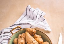 La recette de la salade de Saint-Jacques et topinambours du chef Lignac Recette-de-Noel-la-salade-de-Saint-Jacques-et-topinambours-de-Cyril-Lignac