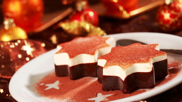 Recettes-de-Noel-les-desserts-made-in-Cyril-Lignac-que-l039on-va-adorer-avoir-sur-nos-tables-de-fetes