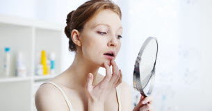 Impossible de se débarrasser de l’herpès, mais on peut le diminuer Sante -Herpes-impossible-de-s039en-debarrasser-mais