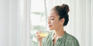 La boisson drainante idéale pour se débarrasser des ballonnements et retrouver un ventre plat Ventre-plat-voici-la-boisson-drainante-parfaite-pour-venir-a-bout-des-ballonnements-et-recuperer-un-ventre-plat-