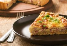 La recette fondante et onctueuse de la quiche lorraine du chef Lignac Voici-la-tres-fondante-et-onctueuse-recette-de-quiche-lorraine-de-Cyril-Lignac