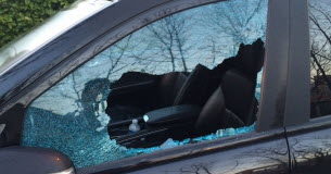 L’assurance au tiers obligatoire est-elle suffisante ? Automobile -Obligatoire-lassurance-au-tiers-est-elle-suffisante-Quelles-options-devez-vous-ajouter-