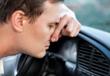 Attention si votre voiture sent le brûlé Automobile -Votre-voiture-sent-le-brule-cela-peut-vite-degenerer