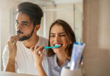 L’habitude à bannir pour avoir de belles dents Belles-dents-voici-l039habitude-qu039on-pensait-bonne-pour-nos-dents-mais-qui-s039avere-tres-agressive-pour-l039email -A-bannir-ASAP-