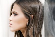 La technique de maquillage infaillible pour gommer son double menton Double-menton-coici-la-technique-de-maquillage-infaillible-pour-effacer-son-goitre-en-un-coup-de-pinceau