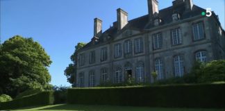 La folle histoire de la rénovation du château de Carneville La-folle-histoire-de-la-renovation-du-chateau-de-Carneville