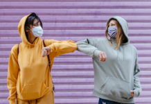 Combien de fois par semaine faut-il voir ses amis pour être en bonne santé ? Voici-combien-de-fois-par-semaine-vous-devriez-voir-vos-amies-pour-etre-en-bonne-sante