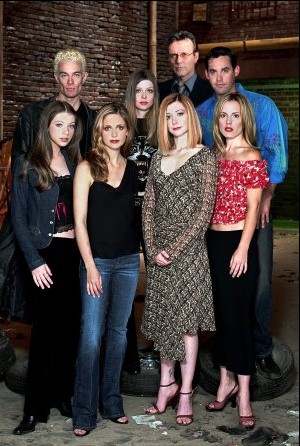 Buffy-contre-les-vampires-que-sont-devenus-les-acteurs-25-ans-apres-