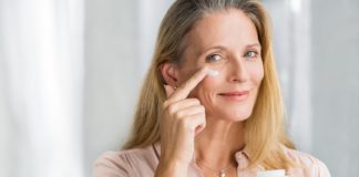 Crème antirides : comment bien l’appliquer ? Comment-bien-appliquer-sa-creme-antirides-