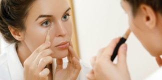 La technique imparable pour camoufler les cernes Comment-camoufler-ses-cernes-voici-la-technique-qui-fonctionne-a-tous-les-coups-