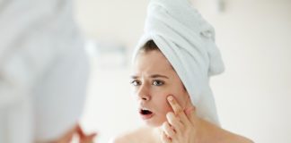 La pâte de soufre pour combattre l’acné Acne-pour-la-combattre-mettez-vous-a-la-pate-de-soufre