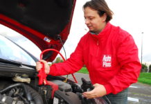 Comment brancher une batterie de voiture ? Ce-quil-faut-savoir-pour-brancher-une-batterie-de-voiture