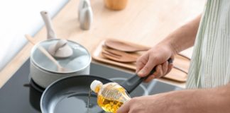 Par quoi remplacer l’huile de tournesol ? Penurie-dhuile-de-tournesol-par-quoi-la-remplacer-dans-nos-preparations-